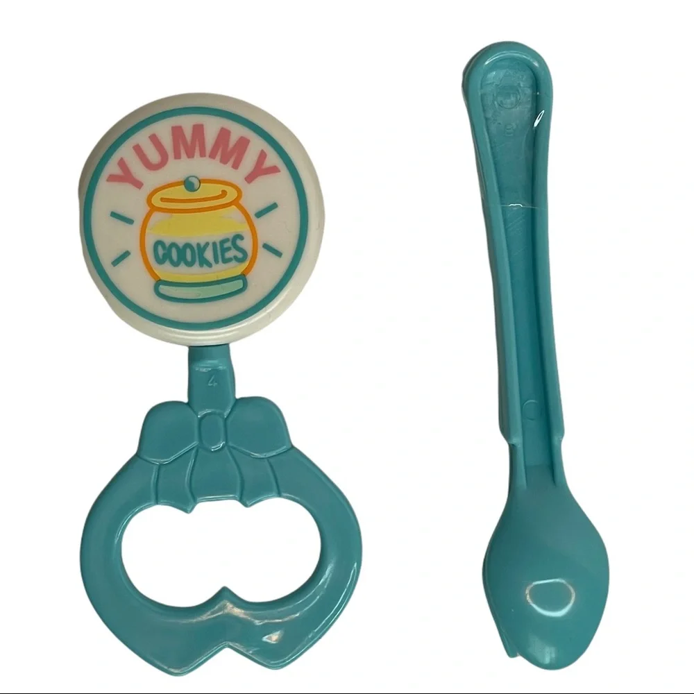 SESAME STREET Bib Burp Cloth Wash Cloth Rattle Utensils Cookie Monster 6 Pc Set